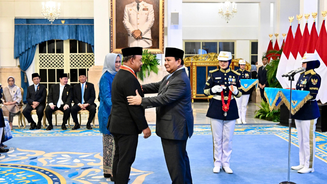 Kepala BGN Sibolga Dianugerahi Bintang Mahaputera Utama oleh Presiden Prabowo